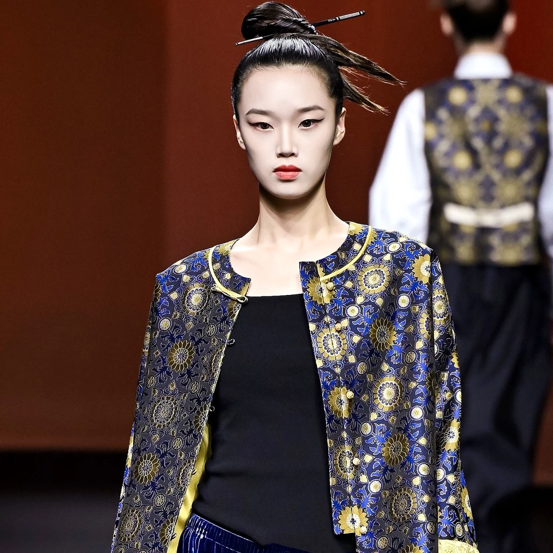 【上久楷大小团花】四重纬织金圆领宋锦外套CD2167604