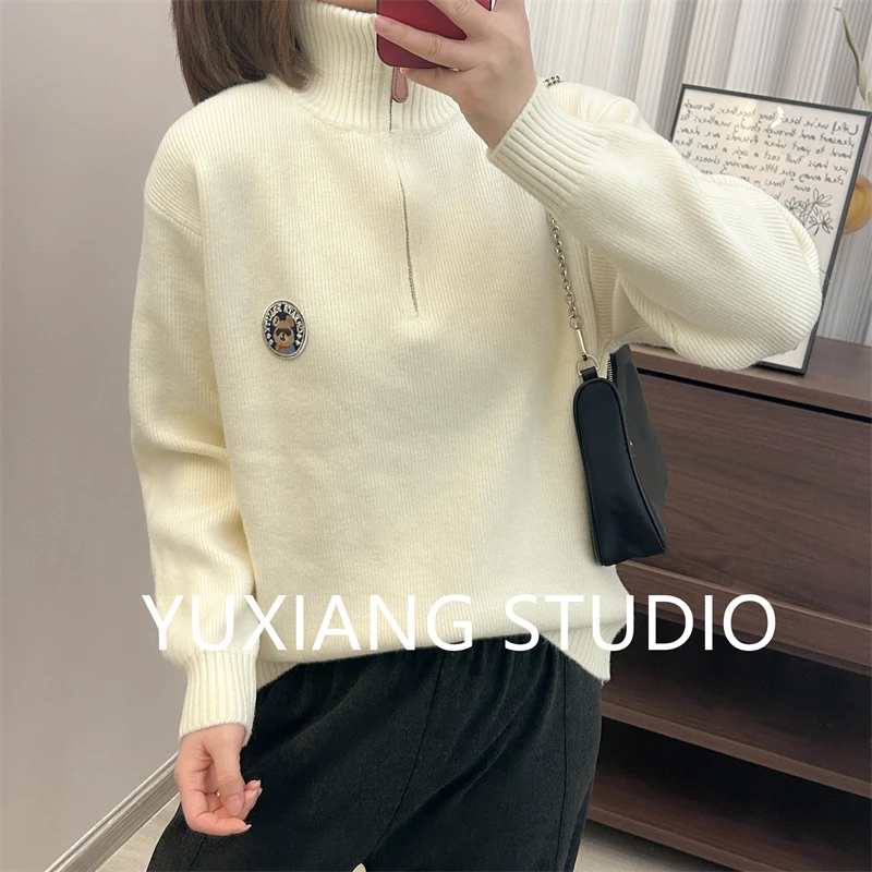 小熊标半开拉链秋冬季新开口上衣宽松韩版高领厚毛衣女