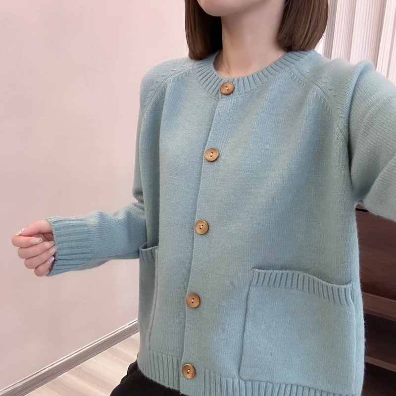 圆领口袋开衫插肩袖加厚针织衫秋冬季新款上衣宽松韩版毛衣外套女