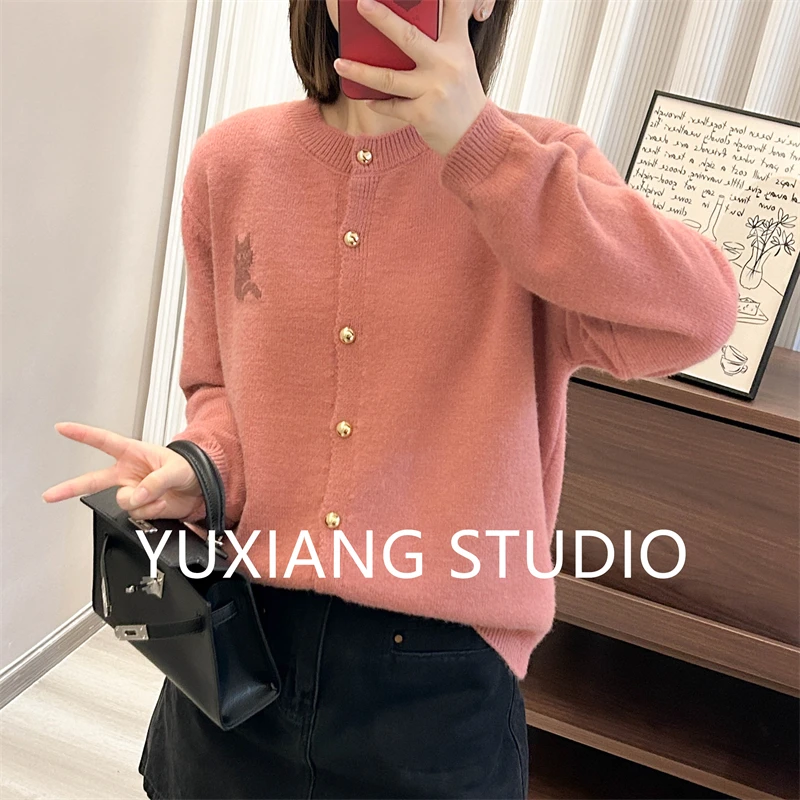 WF小黑猫提花针织圆领开衫秋冬季新款小金扣宽松韩版百搭毛衣外套