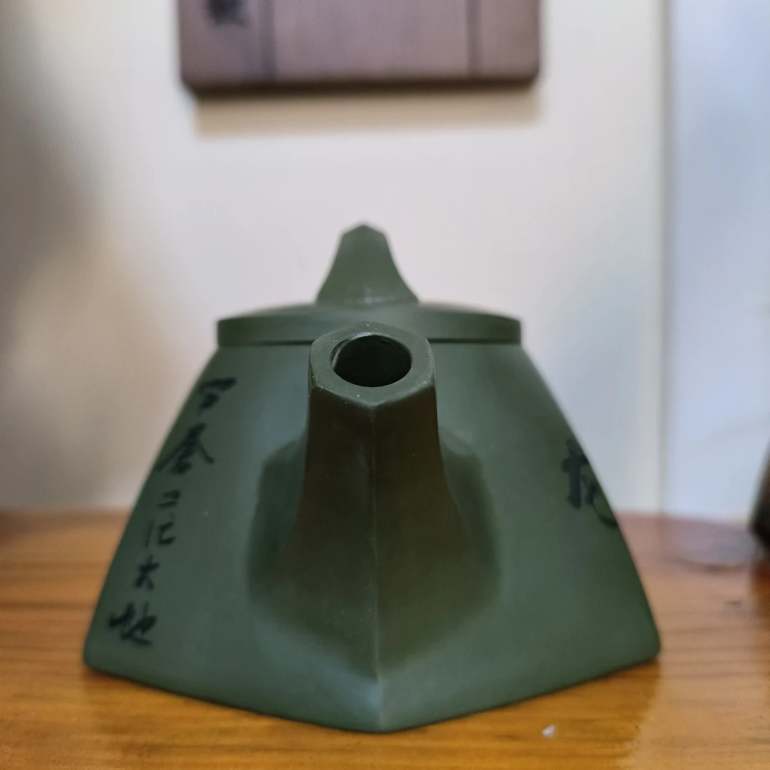 卧虎藏龙六方霸王石瓢翡翠手工制作纯手工小容量宜兴泥壶【十一】