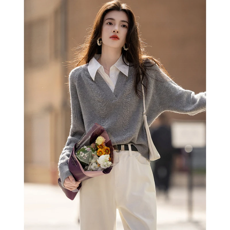 dme德玛纳【云朵线衫】秋简约风通勤翻领舒柔纤绒纱拼接针织衫女上