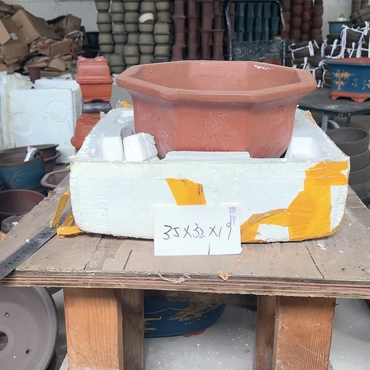 紫砂20CM（含）-50CM（不含）八方红色