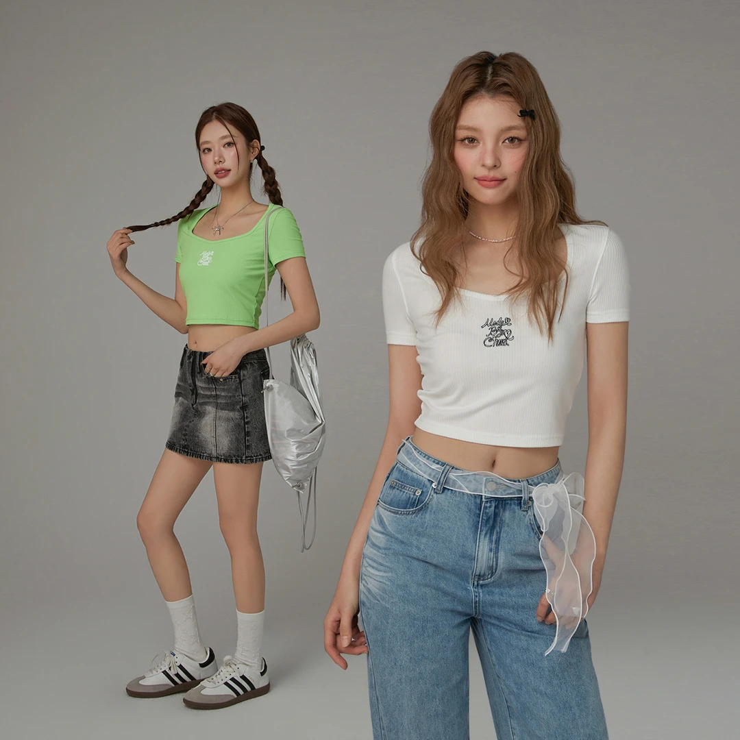 3020【金拐子专属】CHUU U领甜美薄荷曼波辣妹风T恤-F