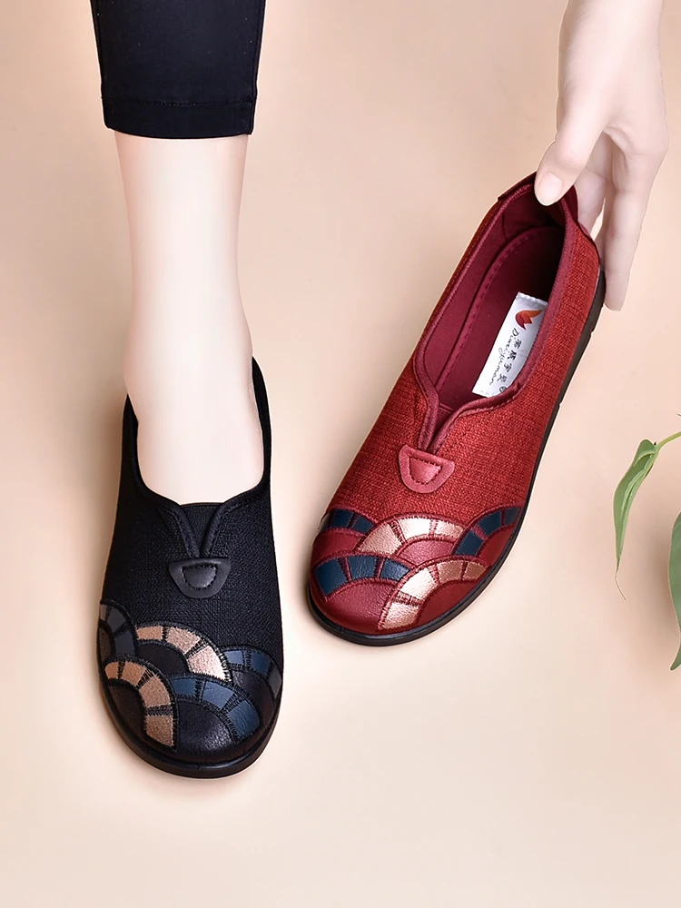 老北京布鞋女中老年妈妈鞋春秋款舒适套脚防滑老人鞋软底单鞋网鞋