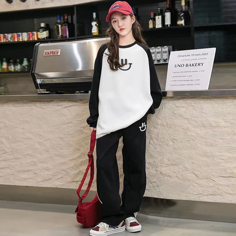 女童秋装洋气套装2025新款休闲中大童女装时髦儿童春秋百搭两件套