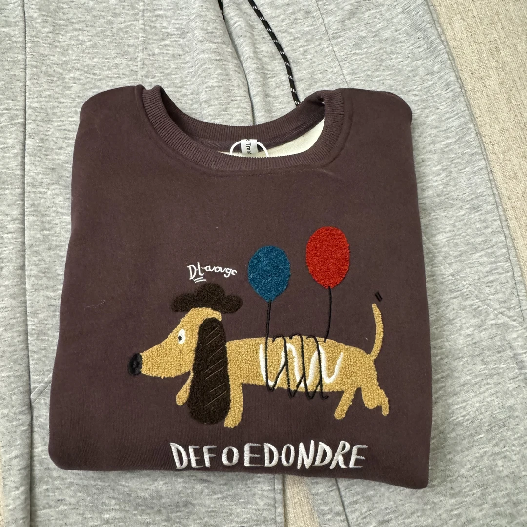 605冬季新款韩版小狗气球植绒圆领宽松显瘦卫衣加绒