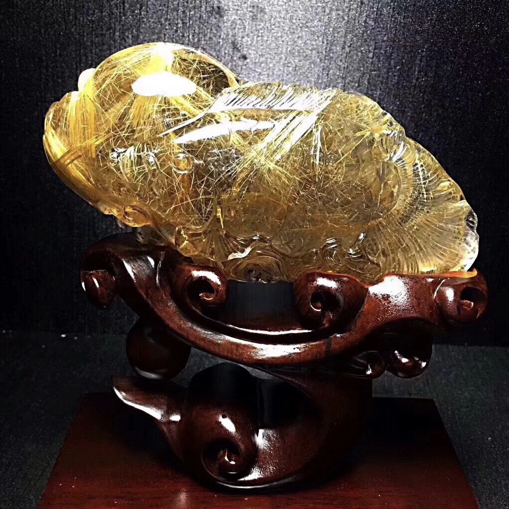 天然水晶天然金发晶金龙鱼精美摆件