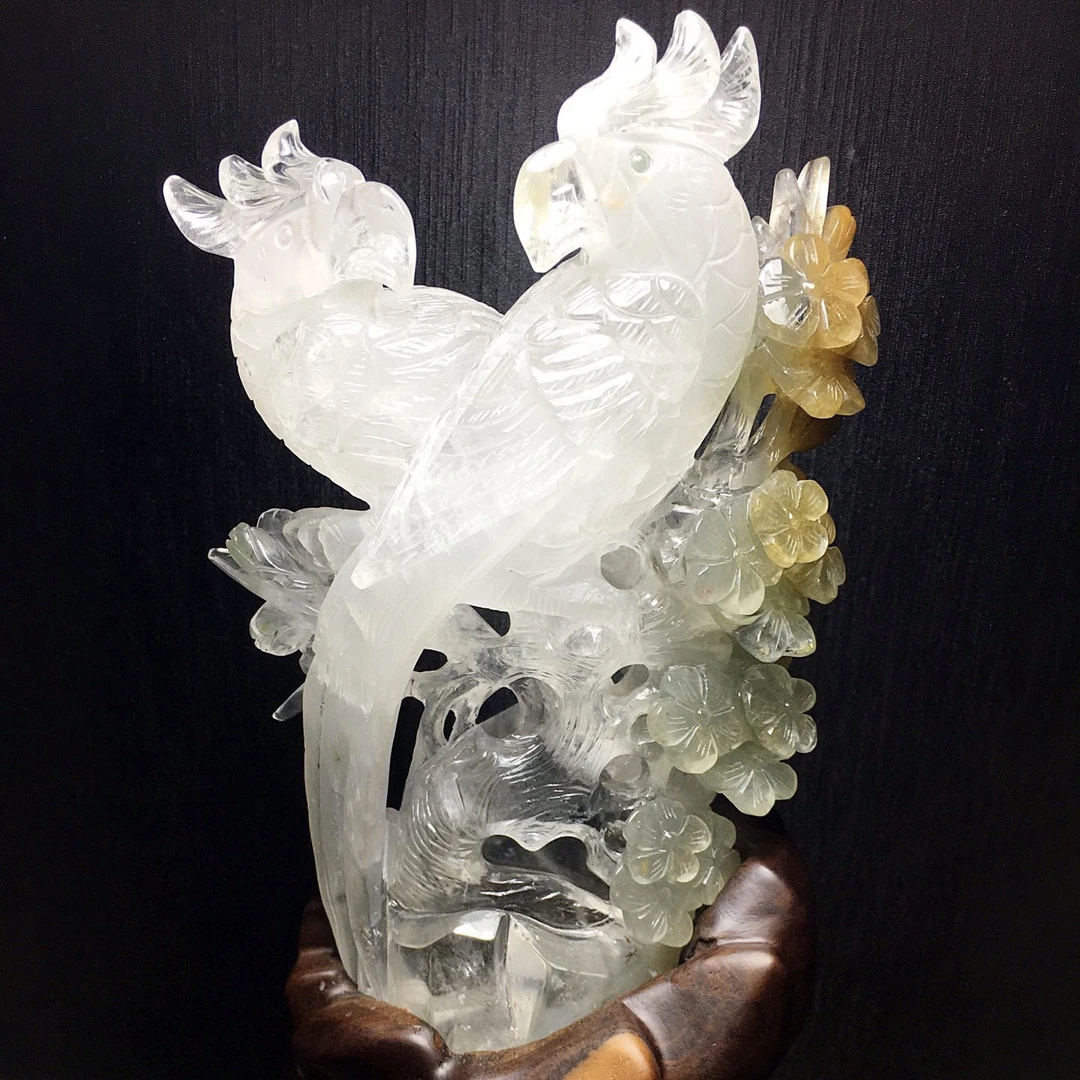 天然水晶发晶俏色鹦鹉摆件纯白体