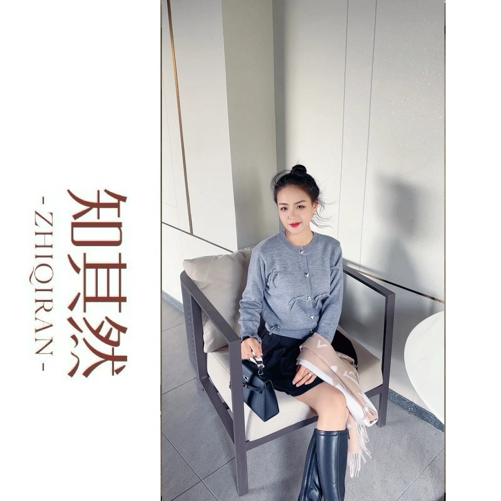 【知其然】高级灰蝴蝶结毛衣外套秋冬慵懒风短款针织开衫上衣时尚