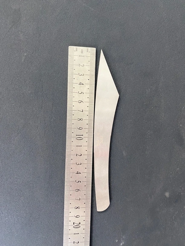 日本进口Dc53冷作磨具钢斜头嫁接刀坯未开v