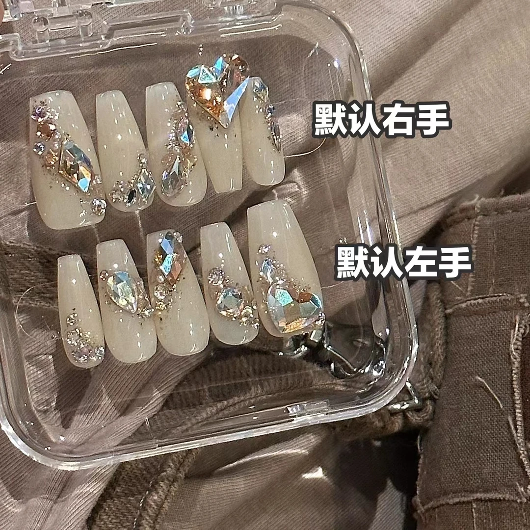 【毛利美甲事务所】闪烁丝绸 裸米色 精致感 施华洛 穿戴甲片定制