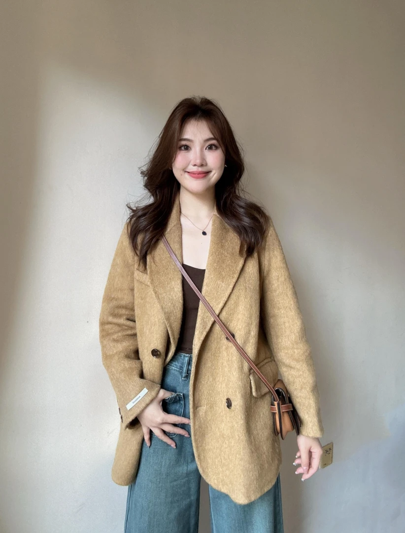 今年流行小西服高级感休闲小个子灯芯绒西装外套女高腰牛仔裤套装