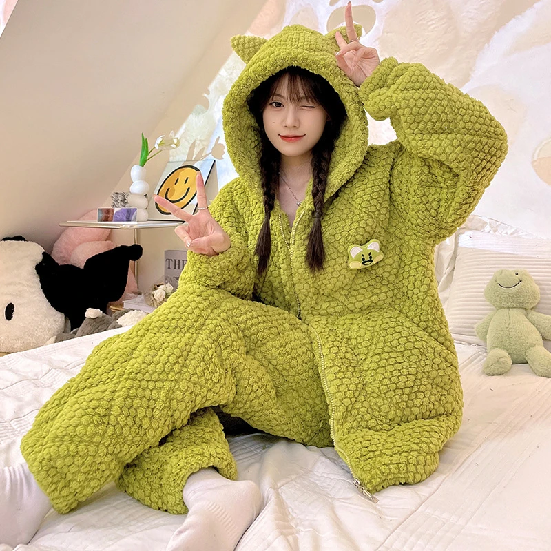 睡衣女冬款三层夹棉袄秋冬天2023年新款珊瑚绒加厚加绒保暖家居服