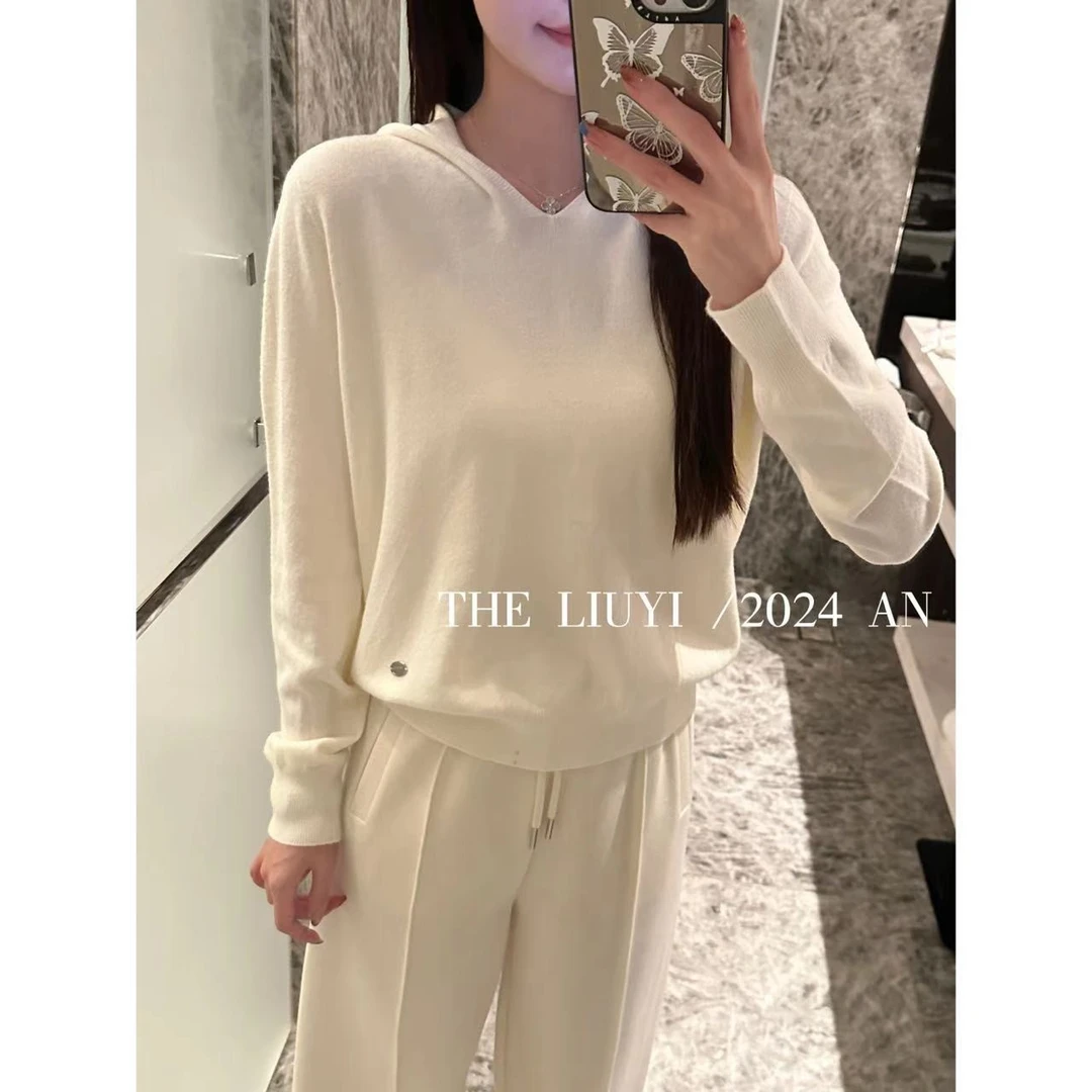 【LIUYI】舒芙蕾~秋冬V领针织长袖连帽上衣49303