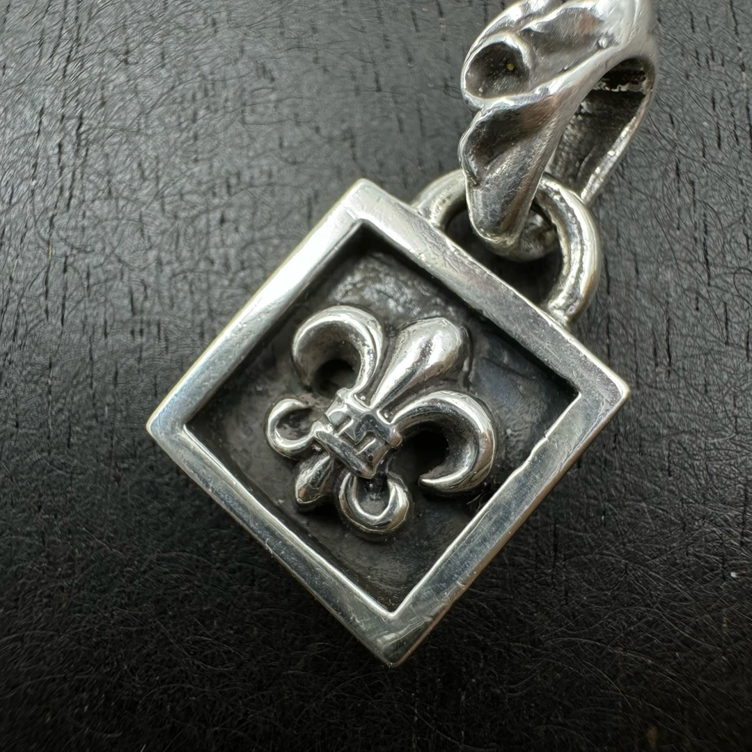98新 Chrome Hearts 克罗心 童军花方糖吊坠