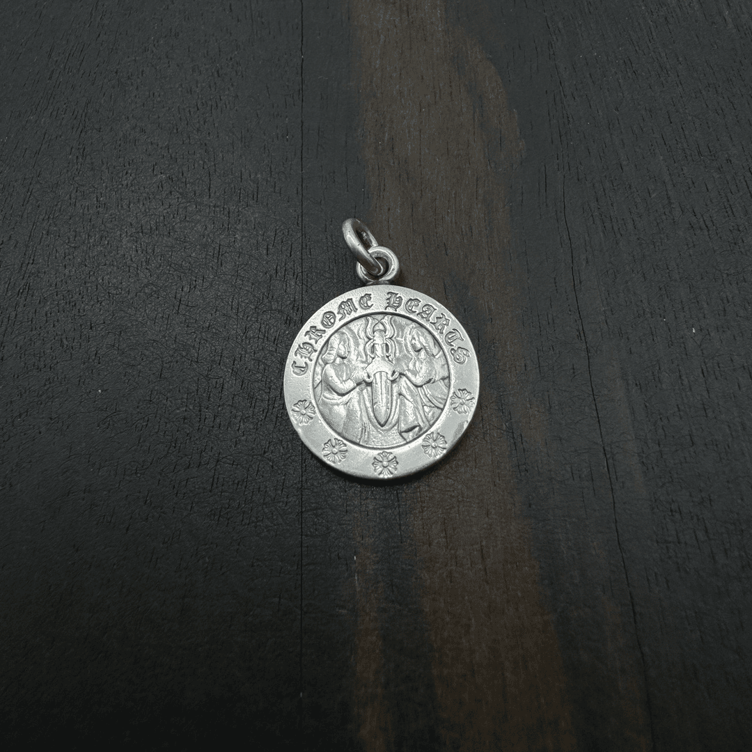 98新 Chrome Hearts 克罗心 V2十字花天使圆牌吊坠