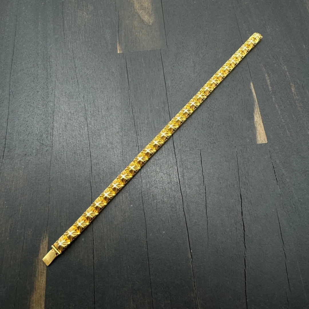 未使用 Chrome Hearts 克罗心 22k 窄版 白钻金字塔十字花手链