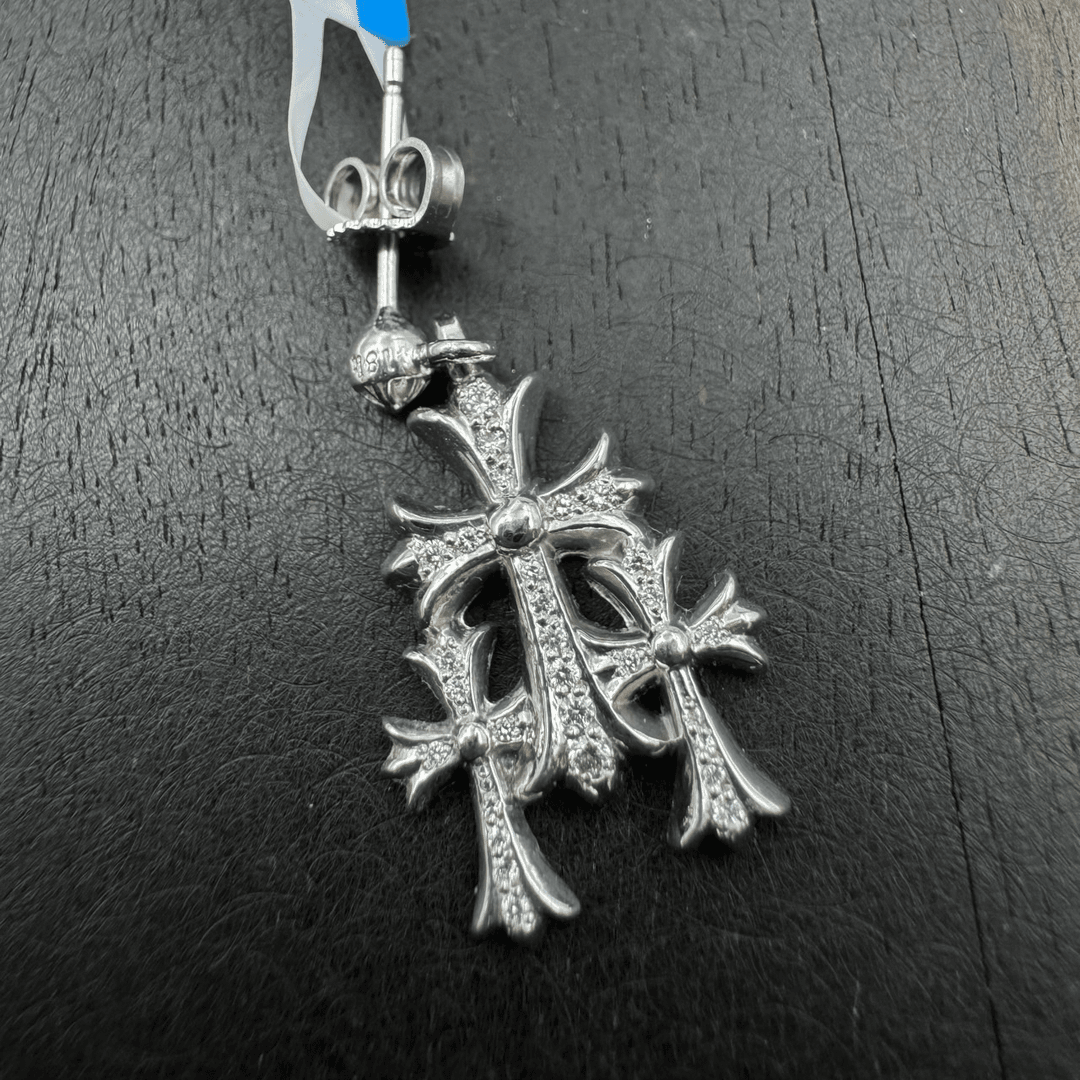 未使用 Chrome hearts 克罗心 18k 满钻三十字架耳坠