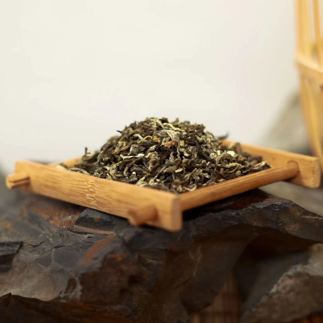 茉莉小银针8窨新茶头采芽尖浓香耐泡鲜爽广西