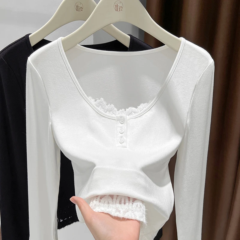 白色露锁骨大圆领蕾丝花边打底衫女秋冬爆款针织正肩纽扣T恤上衣