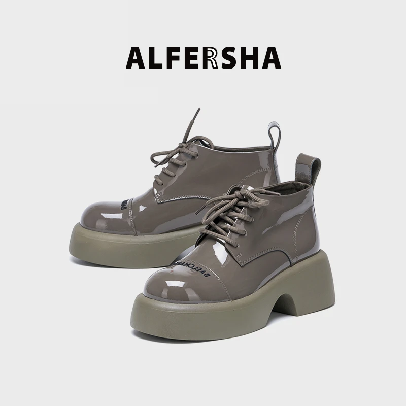 2025春款阿芙莎广系联名款5508359新款百搭圆头亮面厚底法式短靴
