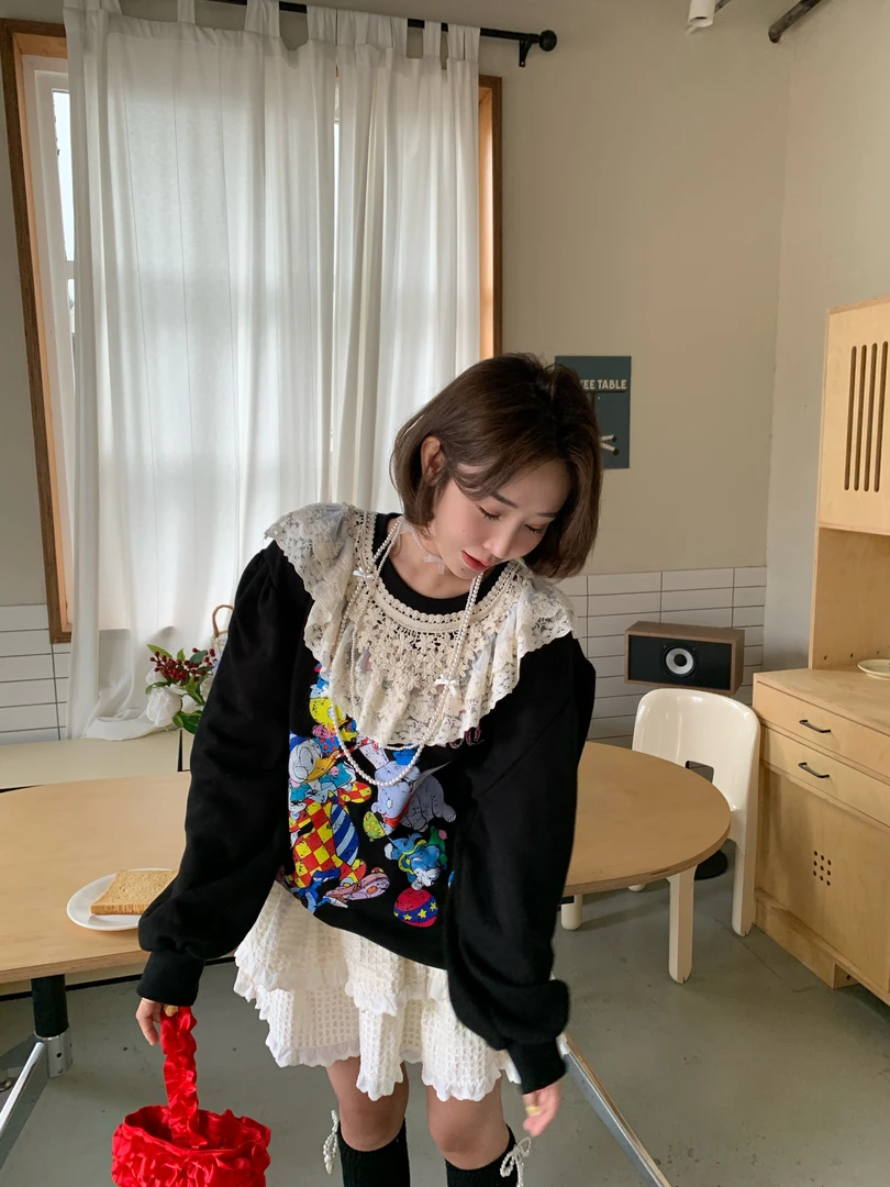 【韩亿慧】ins韩版卡通小飞象四层蕾丝拼领重工卫衣印花款宽松134