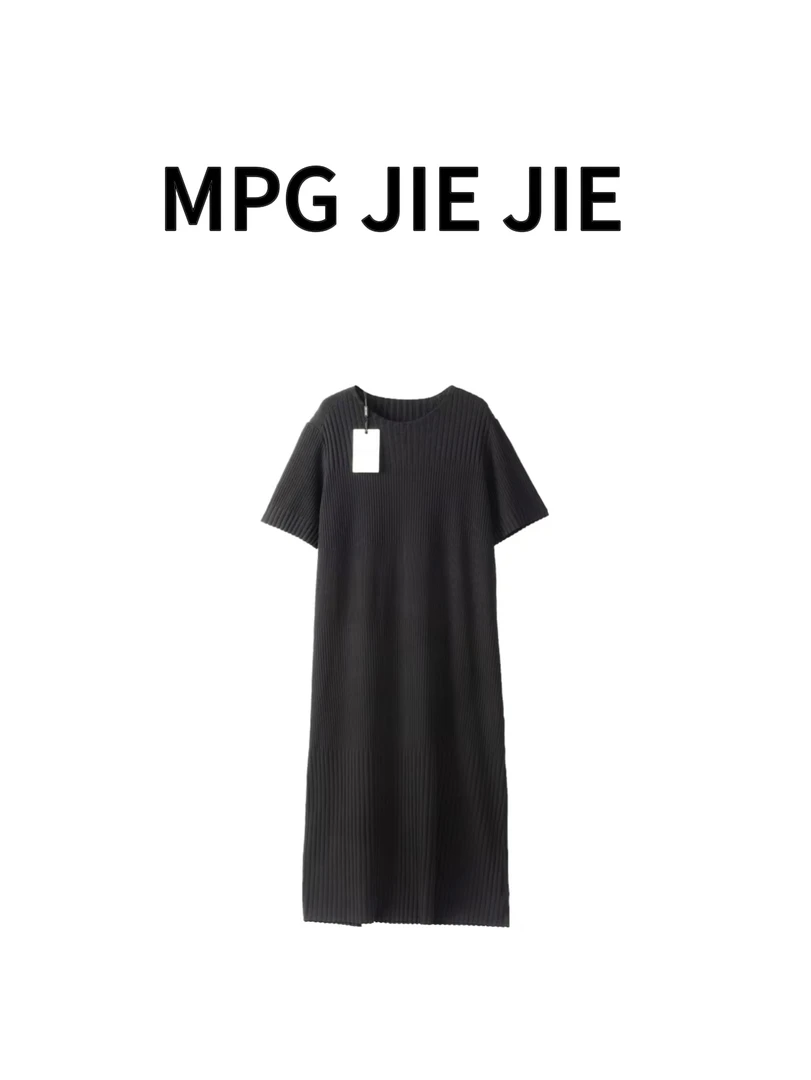 MPG JIEJIE【梦露】25春夏气质针织时尚休闲穿搭黑色纹理圆领连衣裙