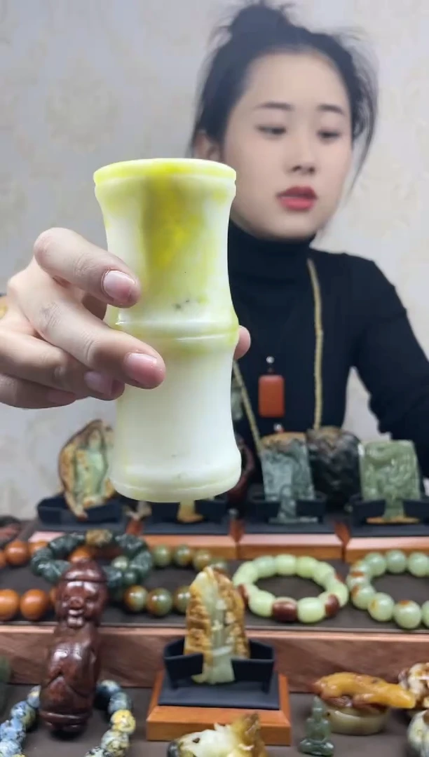 【闪购商品】岫玉笔筒未镶嵌多样性发货任意一单