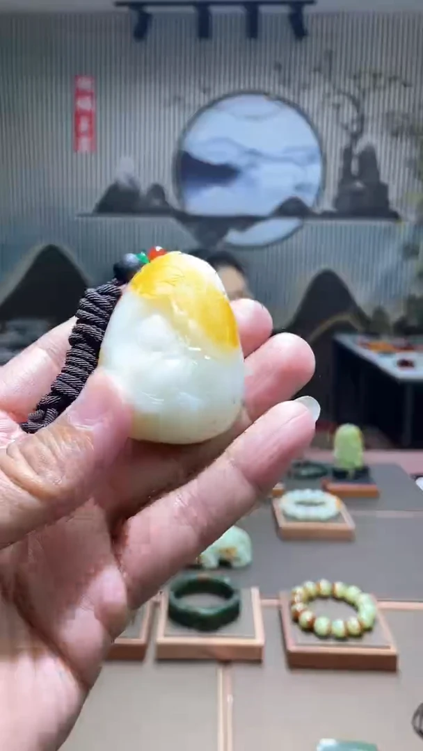【闪购商品】和田玉吊坠未镶嵌佛公