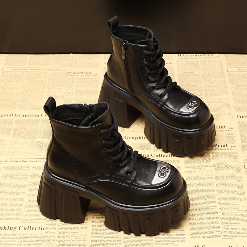 9cm黑色马丁靴女内增高英伦风粗跟小短靴2024年秋冬松糕厚底女靴