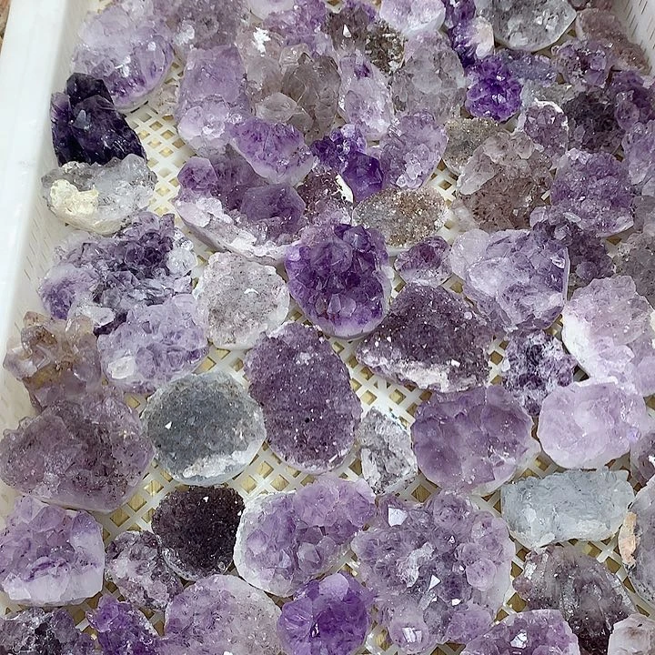 水晶水晶花未镶嵌猫**?