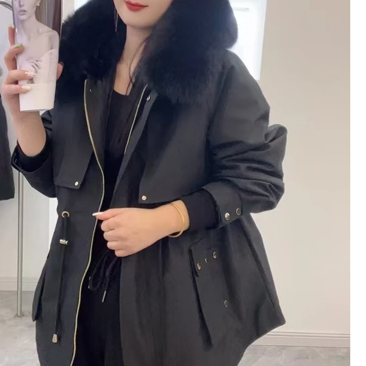 630011女款大毛领獭兔内胆派克服外套