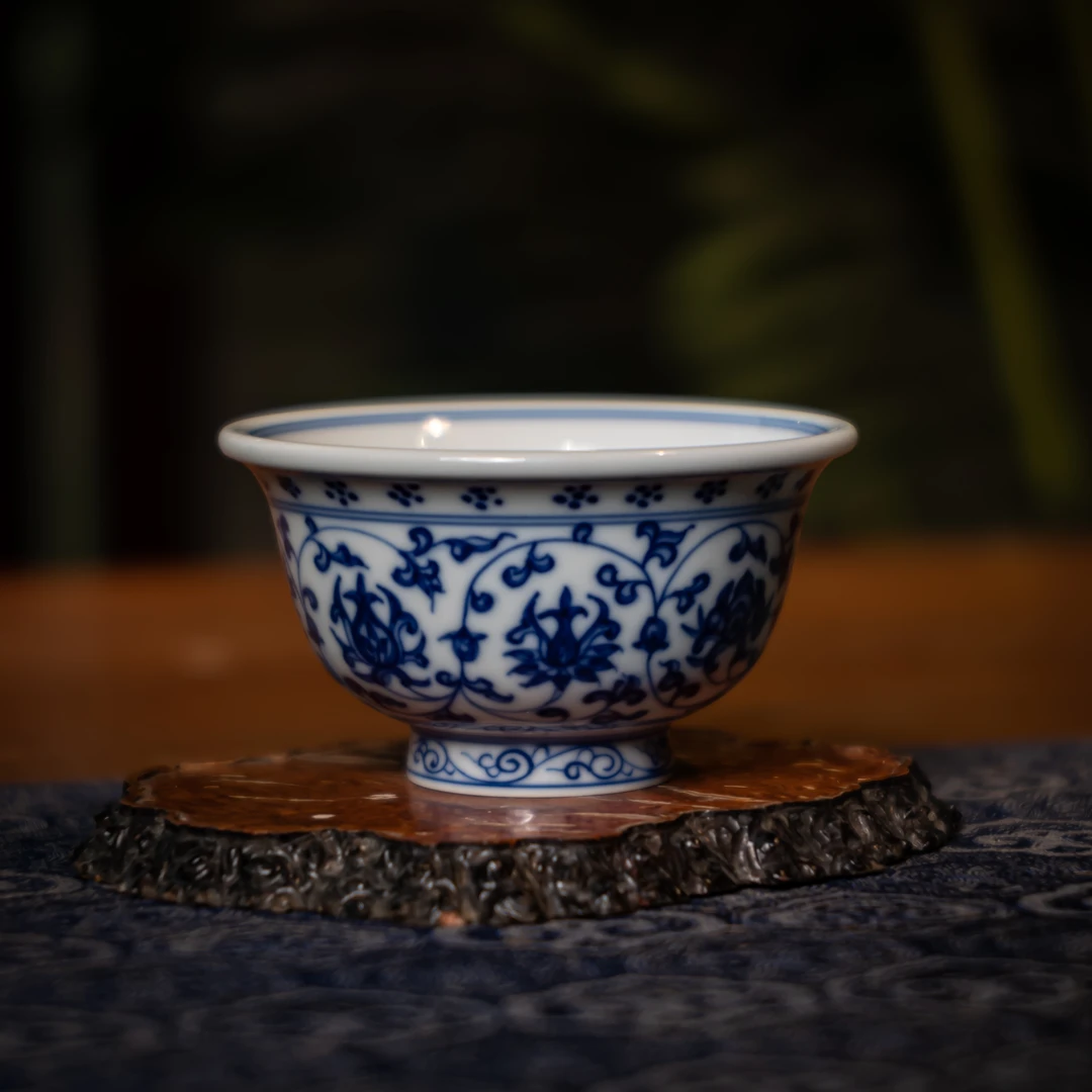 【墨舍柴窑】 缠枝压手杯 纯手工手绘景德镇陶瓷家用复古（zjf2）