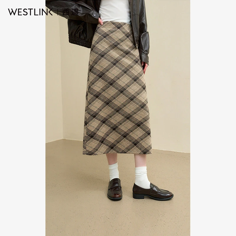 西遇复古格纹半身裙女2024年秋季新款设计感包臀裙高腰显瘦中长裙