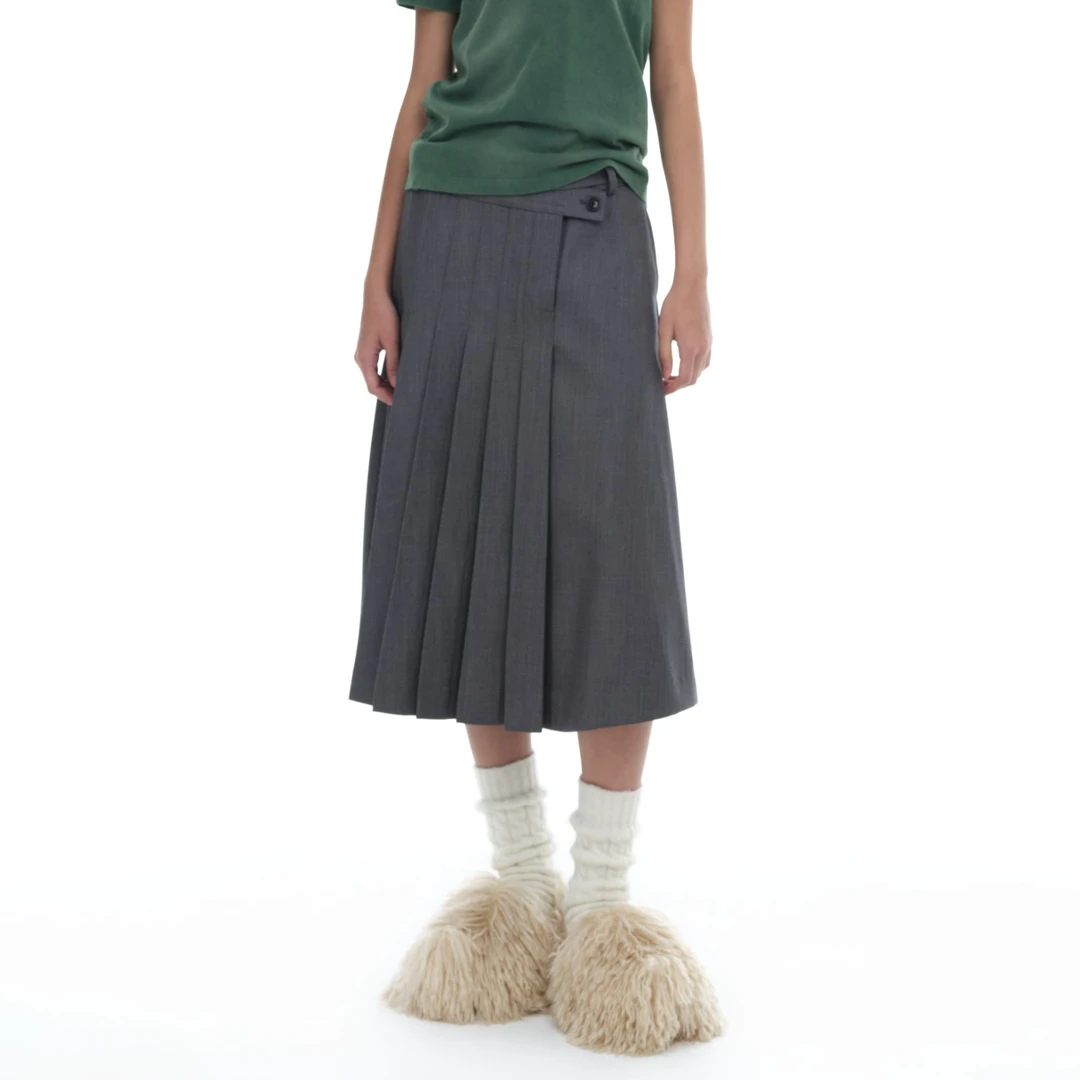 ANDAHALF 设计师品牌CLV概念店 24AW 精纺羊毛斜片中长款百褶裙