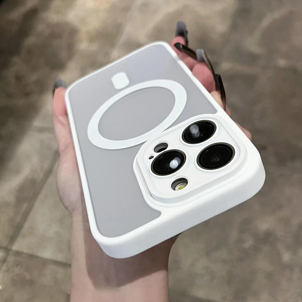 秋冬肤感适用苹果17/16/15/14/13手机壳12高级磁吸磨砂镜头膜防摔