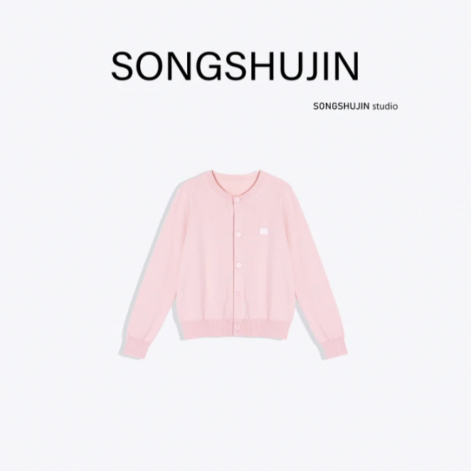 730153【调色师】简约小众笑脸刺绣圆领针织衫A1