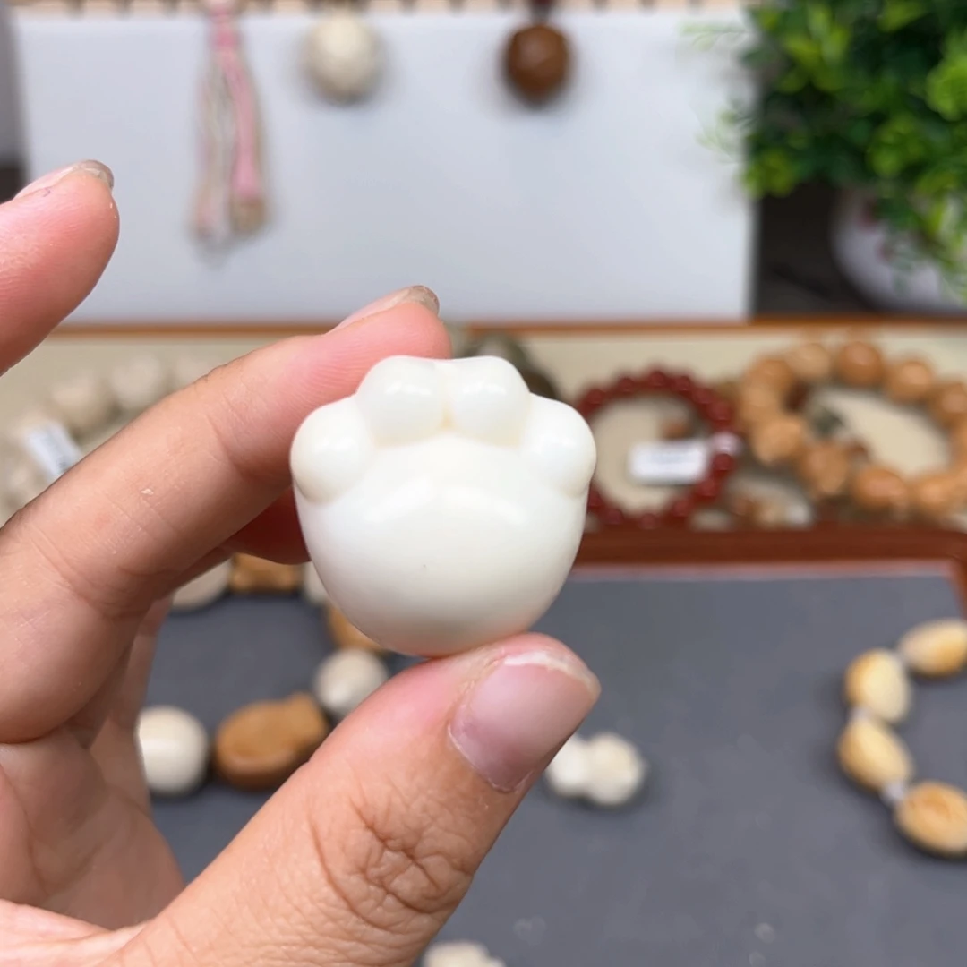 白玉菩提手串?****?8.29.27瑕疵猫爪