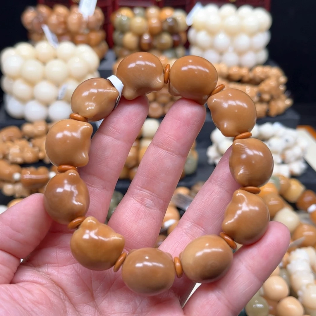 白玉菩提手串原生态象牙果小猫猫头微瑕 921219