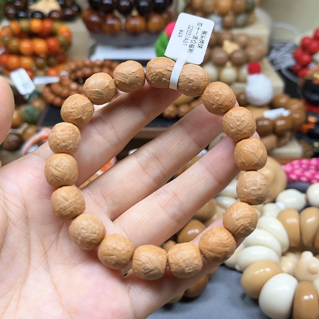 猴头核桃吊坠10.29.27猴头绣球