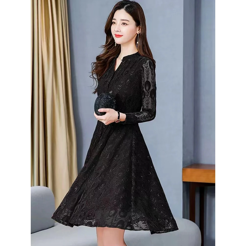 0771 蕾丝连衣裙2024年新款今年流行漂亮奢华长袖裙子夏季