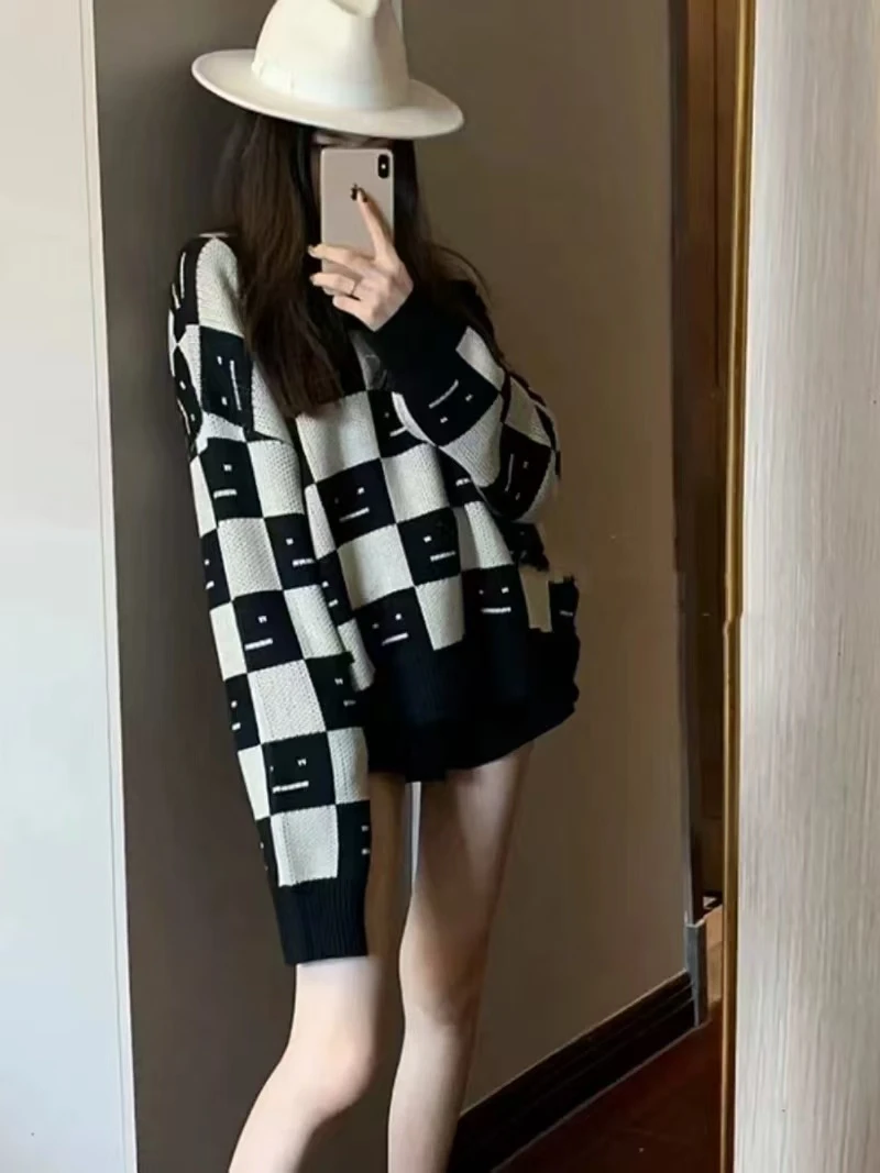 4415 网红同款秋冬新款棋盘格毛衣慵懒风显瘦韩版ins上衣女潮