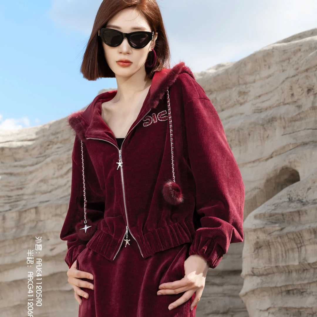 BAISI/百丝外套AAJE411205R0酒红时尚休闲秋冬短款