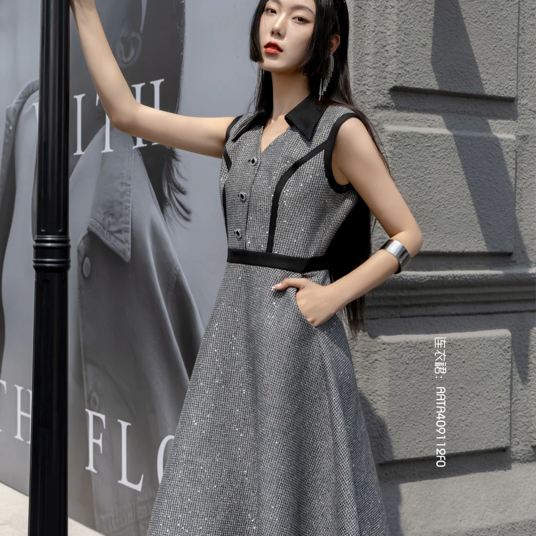 BAISI/百丝连衣裙AATA409112F0银黑复古收腰时尚法式长裙