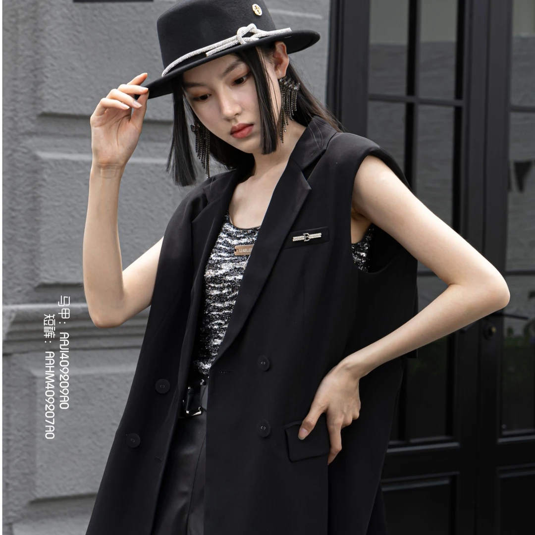 BAISI/百丝马甲AAJI409209A0黑色休闲时尚百搭设计感小众