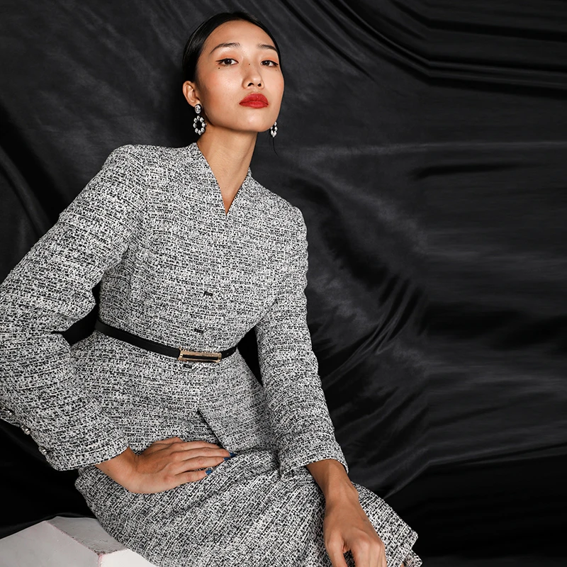 BRANDBYMEI【面料限量无补】沙漏腰短款外套装灰色修身气质C