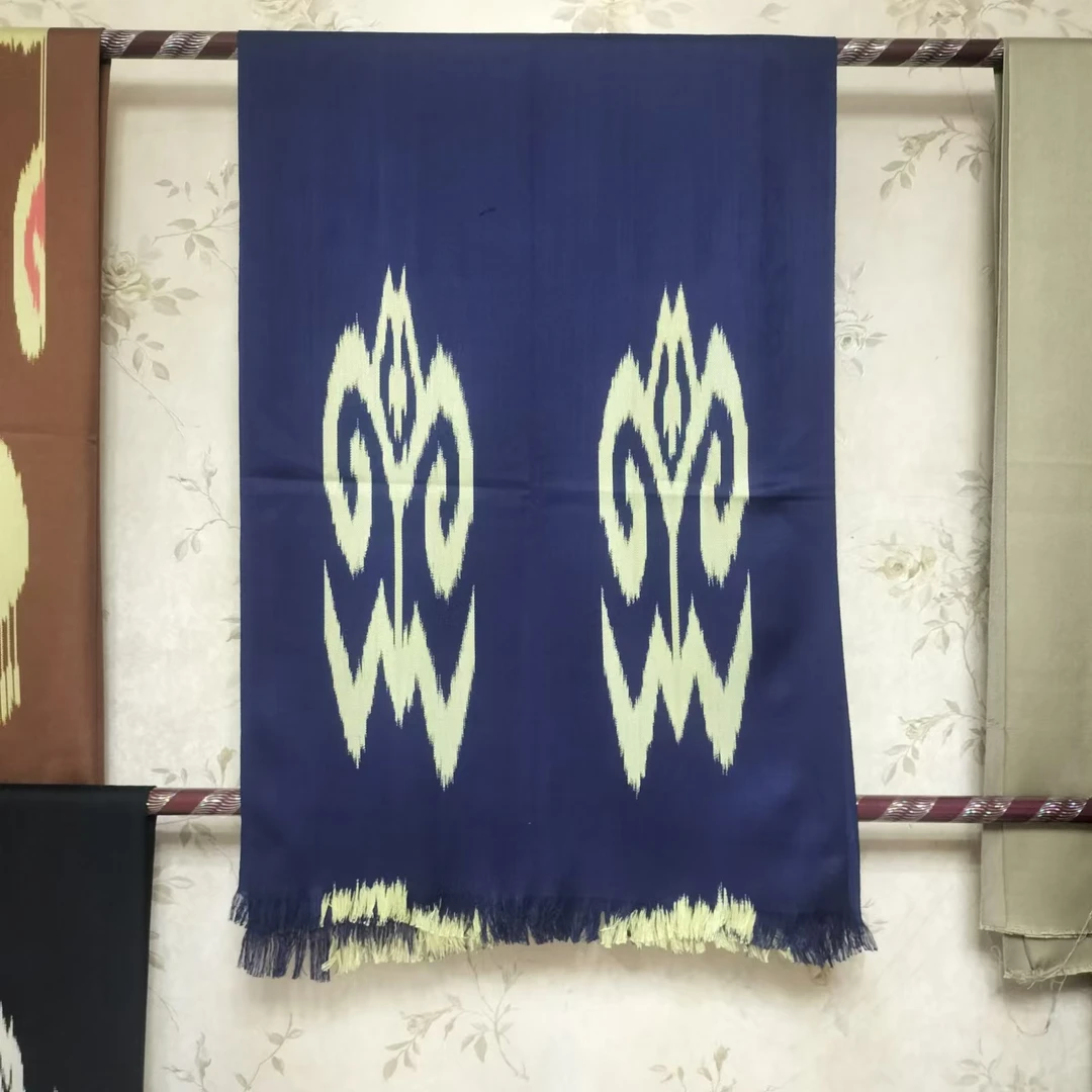 新疆和田艾德莱斯围巾60x180cm