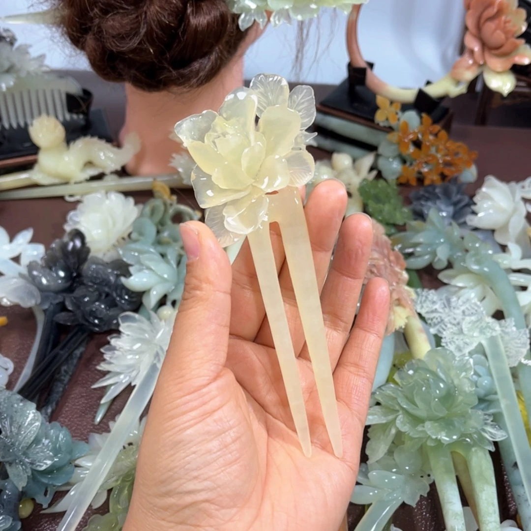 【闪购商品】蛇纹石玉发饰未镶嵌江****人