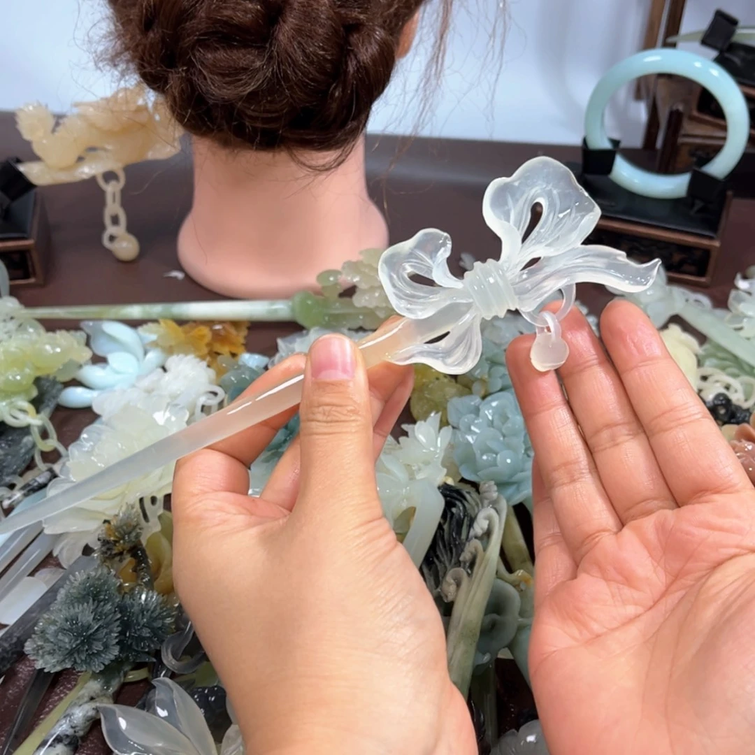 【闪购商品】蛇纹石玉发饰未镶嵌C****?